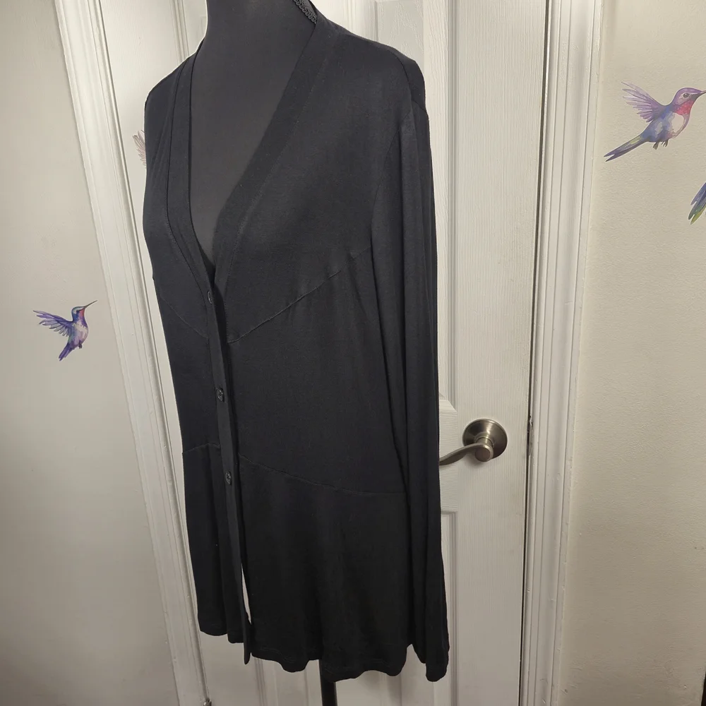Cable & Gauge Black V-Neck Button Front Cardigan - Size L - Picture 3 of 9